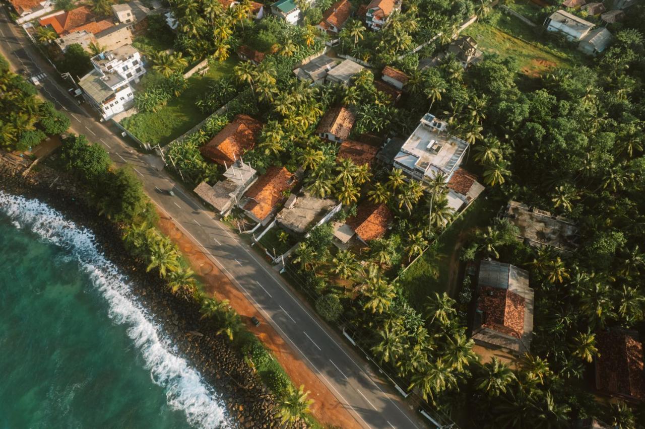 Plantation Surf Inn & Restaurant - Midigama East Εξωτερικό φωτογραφία