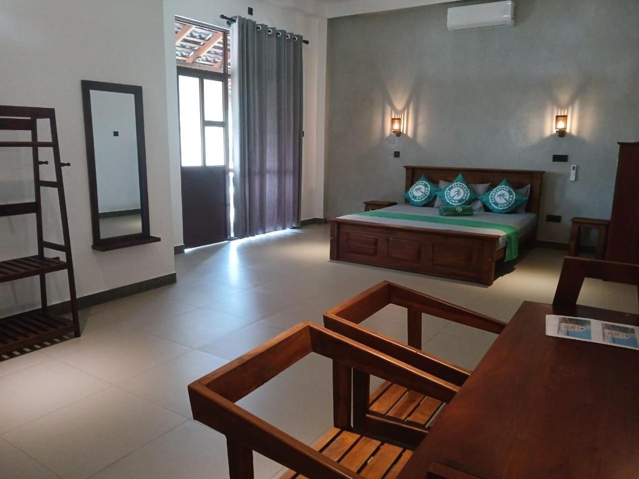 Plantation Surf Inn & Restaurant - Midigama East Δωμάτιο φωτογραφία