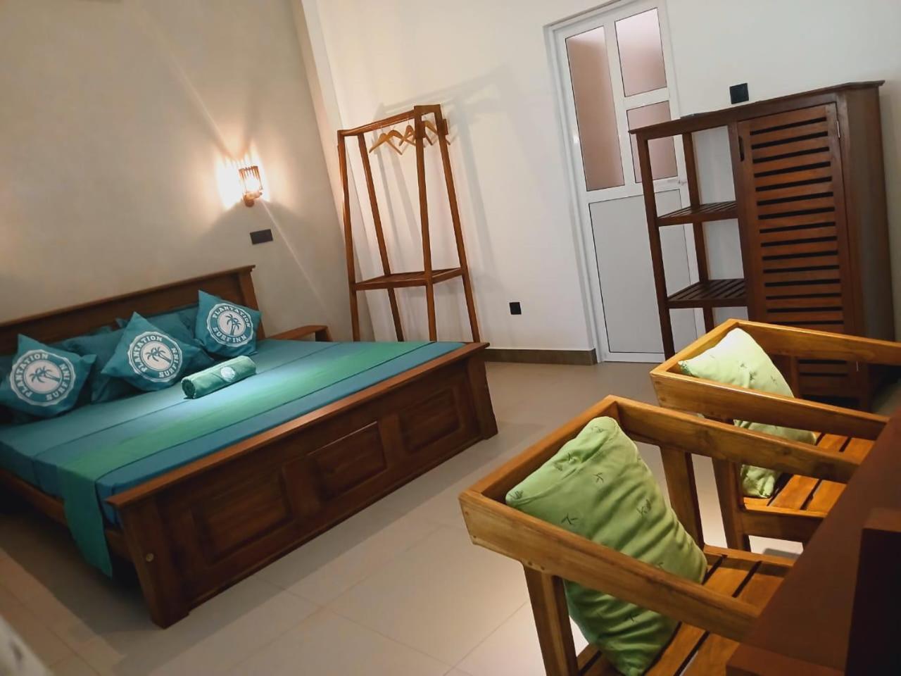 Plantation Surf Inn & Restaurant - Midigama East Εξωτερικό φωτογραφία
