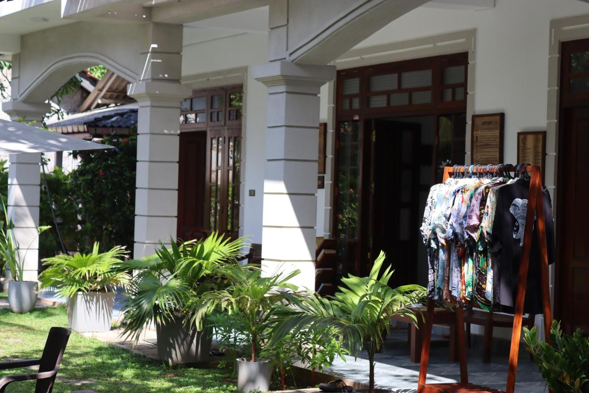 Plantation Surf Inn & Restaurant - Midigama East Εξωτερικό φωτογραφία