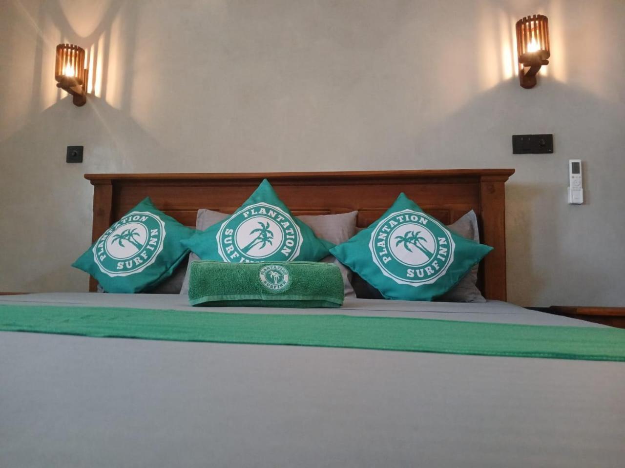 Plantation Surf Inn & Restaurant - Midigama East Εξωτερικό φωτογραφία